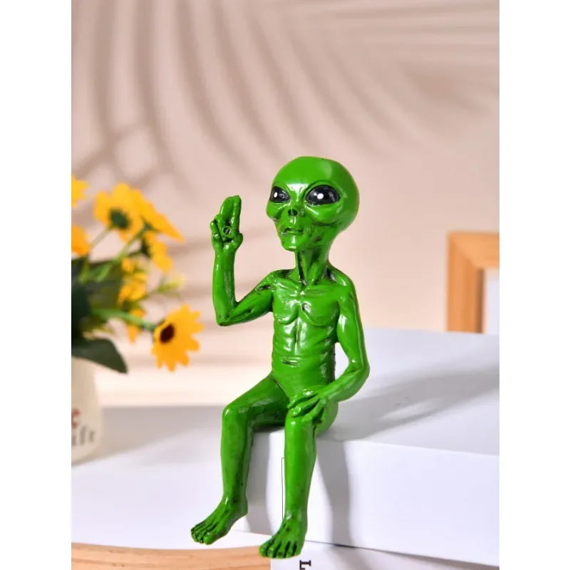 Resin Statue Resin Alien Ufo Outdoor Dwarf Garden Statue Decoration Dwarf Decoration